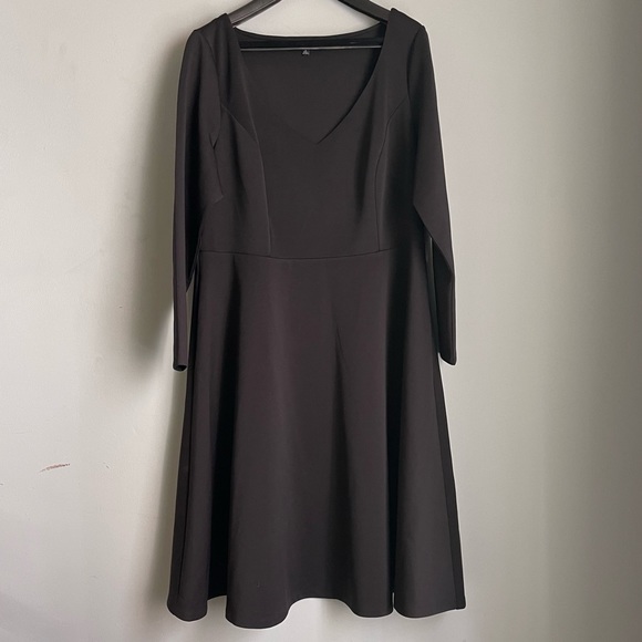 Eloquii Dresses & Skirts - Brand new Eloquii Black Dress Size 18